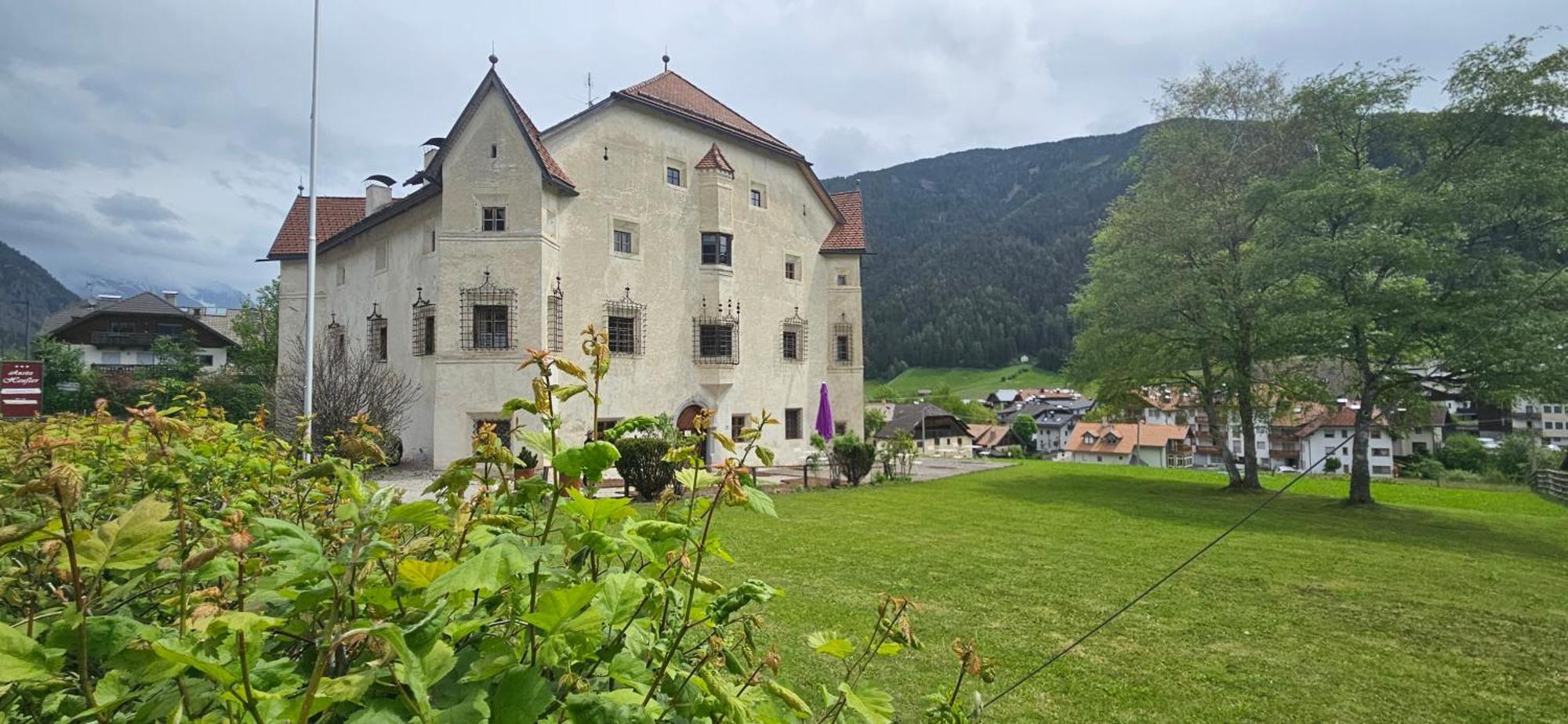 Готель Ansitz Heufler Разун-ді-Сопра Екстер'єр фото